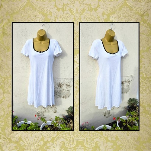 Bnwt size 10 white short - size,